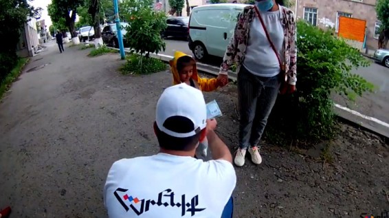 «Հայրենիք» հիմնադրամի կամավորները մարզերում շուրջ 20 000 բժշկական դիմակներ են բաժանել