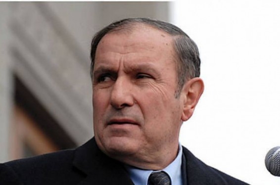 Սա ոչ այլ ինչ է, քան ազգային խայտառակություն, ոչ վայել փառահեղ պատմություն ունեցող հայ ժողովրդին. Լևոն Տեր-Պետրոսյանը՝ Հայոց պատմության դասագրքերի չափորոշիչների մասին