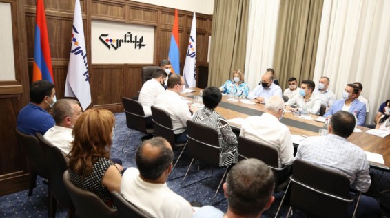 «Հայրենիք» կուսակցության գրասենյակում տեղի է ունեցել ընդլայնված խորհրդակցություն