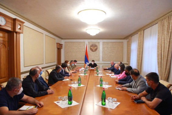 Արցախում քննարկվել է քաղպաշտպանության ծրագրի շրջանակում ապաստարանների կառուցման հարցը