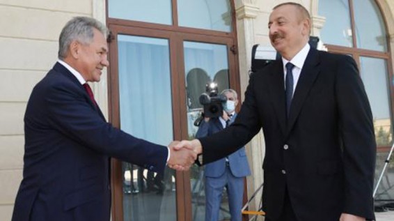 Президент Азербайджана принял делегацию во главе с Шойгу