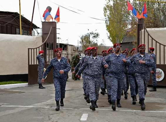 Photo. Ոստիկանությունը և բանակը մշտապես գտնվել են սերտ համագործակցության և փոխօգնության մեջ. Վլադիմիր Գասպարյան