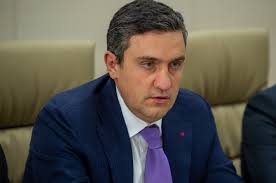 Արթուր Ղազինյանը դատարանում վիճարկում է իր հաղորդման դեմ ՀՔԾ-ի մերժման որոշումը (ուղիղ)