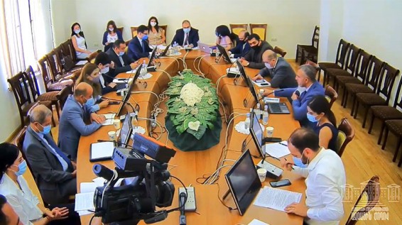 Պաշտոնատար անձինք այսուհետ կհայտարարագրեն նաև ծախսերը. նախագիծ