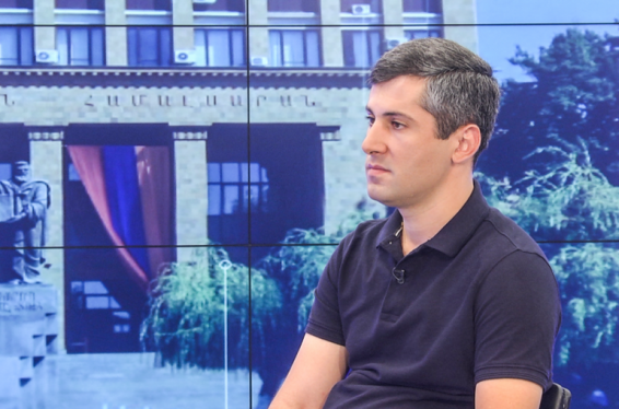 Փոխարենը Ամուլսարի հարցը գիտական շրջանակներում լուծելու փոխարեն Փաշինյանի կառավարությունը Վայոց ձորի մարզի բնակիչներին թշնամացրել է և բաժանել խմբերի, այնինչ այս հարցը զուտ բնապահպանական էր․ Վարագյան