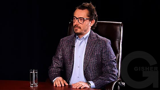 Проамериканские власти Армении, вместо того, чтобы призвать США усмирить своего союзника, звонят в Кремль