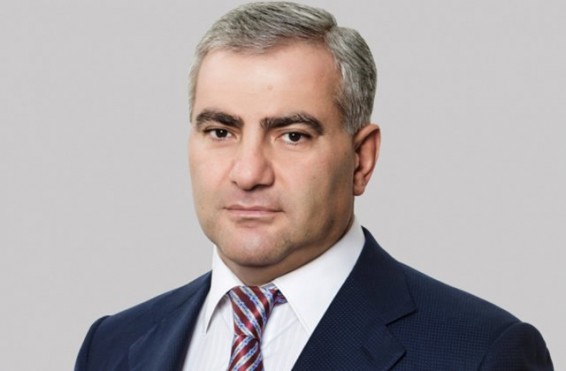 Սամվել Կարապետյանը պատրաստակամություն է հայտնել վերակառուցել Ստեփանակերտի ծննդատունը