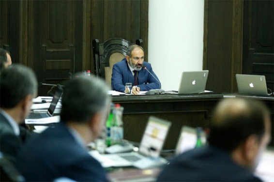 Պարգևատրումների թեման` կրկին ակտուալ. «Ժողովուրդ»