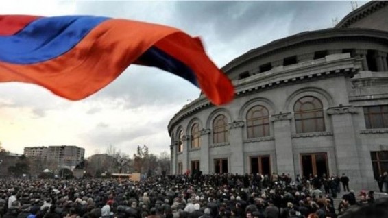 17 կուսակցություններ նոյեմբերի 11-ին Ազատության հրապարակում հրավիրում են հանրահավաքի