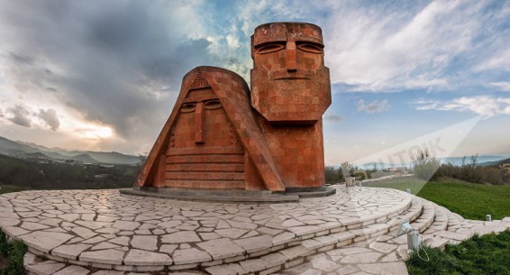 «Հրապարակ». «Մեզնից խլեցին մեր հայրենիքը»