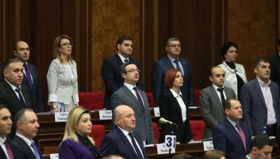 «Ժողովուրդ». Ռազմական դրությունը կվերանա՞
