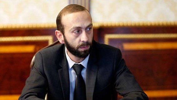 «Հրապարակ». Վիրահատել են Արարատ Միրզոյանի թեւը