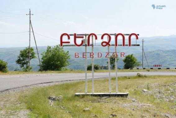 Бердзорцы получили гарантии безопасности и прекратили эвакуацию