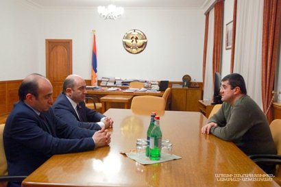 Արցախի նախագահը հանդիպել է ՀՀ ԱԺ «Լուսավոր Հայաստան» խմբակցության պատվիրակության հետ