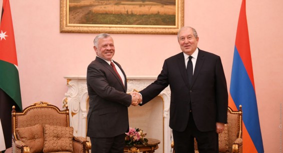 Президент Армении поздравил короля Иордании
