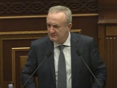 Власти Армении представили в парламент законопроект, ликвидирующий самоуправляемость вузов