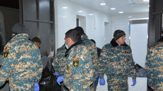 «Այս իշխանության ներկայությունը մեր կյանքում դարձել է անթույլատրելի, անհանդուրժելի և անկարելի»,- ասում է ռեժիսոր Ռուբեն Հովհաննիսյանը՝ դիմելով բոլորին փետրվարի 20-ին ժամը 15:00-ին լինել Ազատության հրապարակում:  «Միայն ձեր ներկայությամբ փաստեք նրանց անթույ