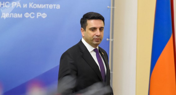 Не нужно сравнивать с 2018 годом - Ален Симонян о действиях полиции