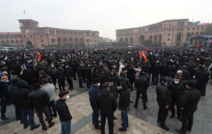 Инциденты на митингах в Ереване: журналисты пожаловались на нападения, заведены 3 уголовных дела