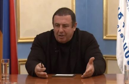 Царукян: премьер должен подать в отставку, Армении нужны внеочередные выборы