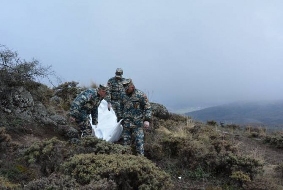 В Джракане ведутся поиски останков погибших и пропавших без вести военнослужащих