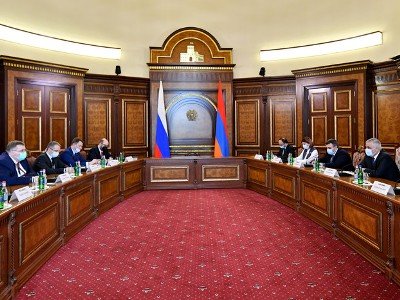 Կայացել է ՀՀ եւ ՌԴ փոխվարչապետների հանդիպումը. քննարկվել են Արցախի բնակիչներին ուղղված հումանիտար աջակցության հարցերը