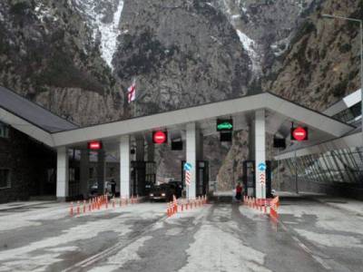 Ստեփանծմինդա-Լարս ավտոճանապարհը բաց է, ռուսական կողմում կա մոտ 370 կուտակված բեռնատար ավտոմեքենա