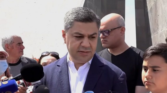 Արթուր Վանեցյան. Քաղաքական դաշտը ես բաժանում եմ երկու մասի