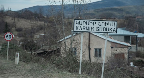 Дорога раздора: что будет с трассой через село Красный Базар в Карабахе?