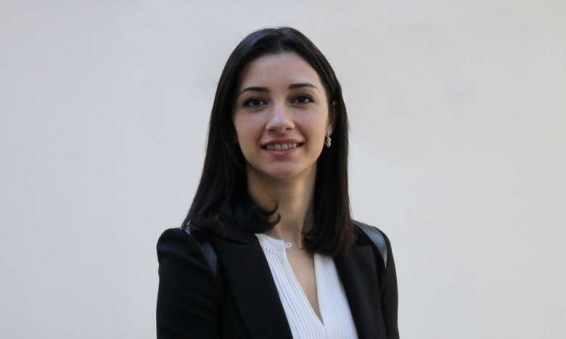 Ով է ծննդաբերությունից հետո մահացած կինը
