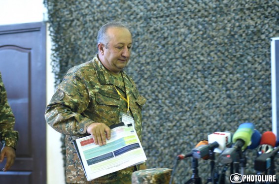 Եթե հակառակորդը հատել է պետական սահմանը, իրավունք ունենք գերի վերցնել. Մովսես Հակոբյան