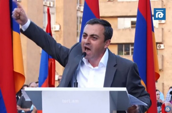Մարդու վատագույն տեսակը, որին 103 տարի առաջ մեր հիմնադիր հայրերը կգնդակահարեին կամ կբանտարկեին դավաճանության ու դասալքության համար, ոչնչացնում է մեր ձեռքբերումները․ Իշխան Սաղաթելյան
