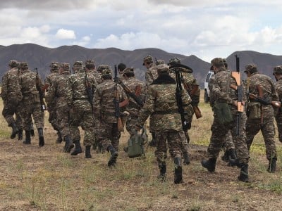 Еще четырнадцать: Власти Азербайджана намерены выжать все из «террористического шоу» с судилищем пленных армян