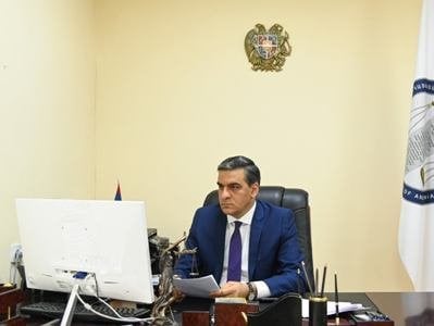 ЗПЧ: Азербайджанские военнослужащие пригрозили убить иностранного журналиста