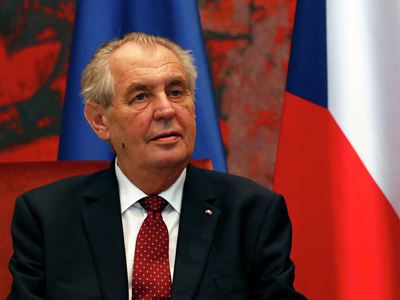 Президент Чехии считает трансгендерных людей «по сути отвратительными»