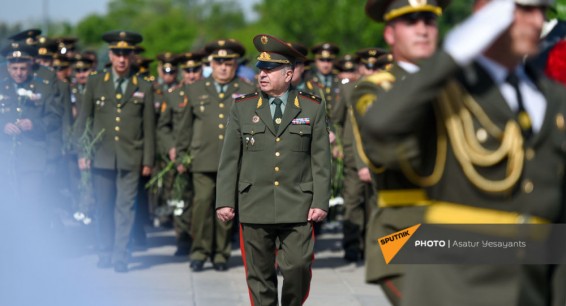 Аршак Карапетян освобожден от должности замначальника Генштаба ВС Армении