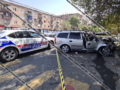 Ավտովթար-վրաերթ Երևանում․ Շենգավիթում բախվել են BMW-ն ու Opel-ը. Opel-ն էլ վրաերթի է ենթարկել 3 հետիոտնի