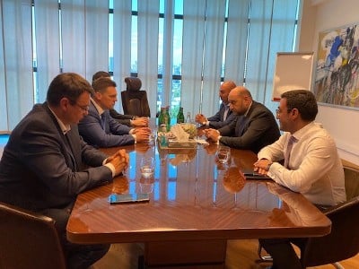 Глава ЦБ Армении представил председателю ЕАБР реформы на рынке капитала