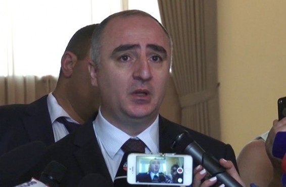 «Ոնց հասկանում եմ՝ բոլոր պրոբլեմները կնոջ մեջ են». Սասուն Խաչատրյան
