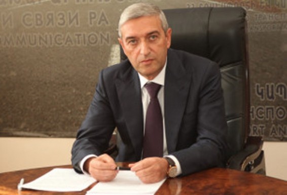 Բոլոր տաքսի ծառայությունները պետք է աշխատեն հավասար դաշտում. Տրանսպորտի և կապի նախարար