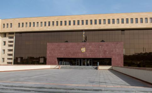 Служащий Минобороны продал территорию воинской части в Степанаване - полиция