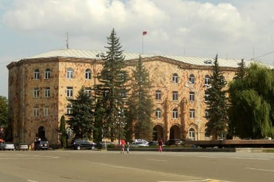 «Փաստ». Պետական կառույցների աշխատակիցներին հրահանգված է ակտիվորեն աշխատել ՔՊ-ի օգտին