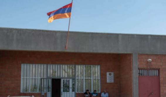 Заключенный попытался убить сотрудника тюрьмы в армянском Армавире