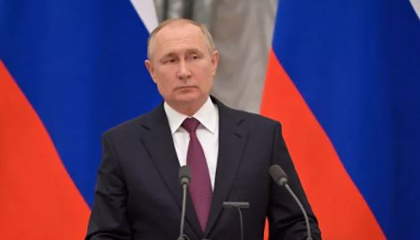 Путин поручил вооруженным силам обеспечить поддержание мира в ДНР и ЛНР