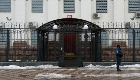Россия эвакуирует персонал посольства с Украины в ближайшее время