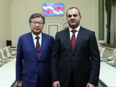Հայաստան է ժամանել ՌԴ գլխավոր զինվորական դատախազ Վալերի Պետրովը. Ինչ է նա քննարկել Արթուր Դավթյանի հետ