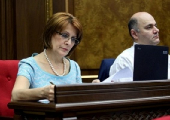 «Հայկական վերածնունդը» Վանաձորում չի միավորվի ՀՀԿ–ի հետ. Հեղինե Բիշարյան.
