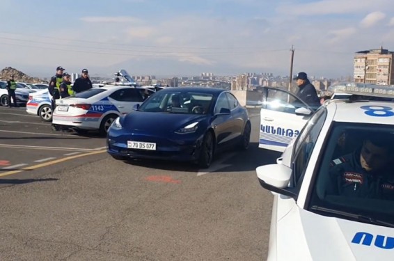 Պարեկային ծառայության համար այսօր Tesla Model 3 էլեկտրամոբիլ է փորձակվել