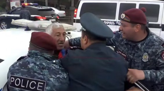 Ժորա պապին մեղադրանք առաջադրվեց