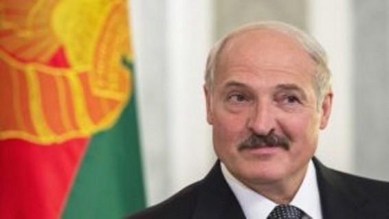 Александр Лукашенко считает, что люди сами должны решать свои проблемы